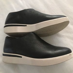 Kenneth Cole GENTLE SOULS 7.5 black SHOES